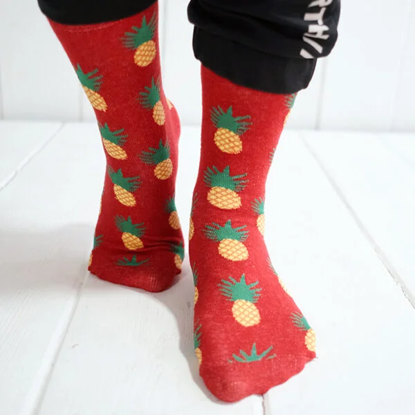 Ananas Desenli Kırmızı Çorap