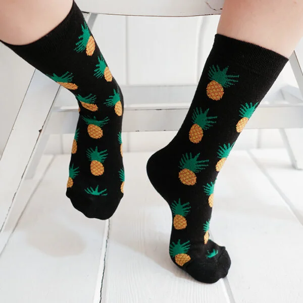 Ananas Desenli Siyah Çorap