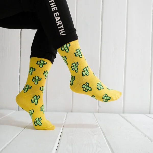 Kaktüs Desenli Sarı Çorap