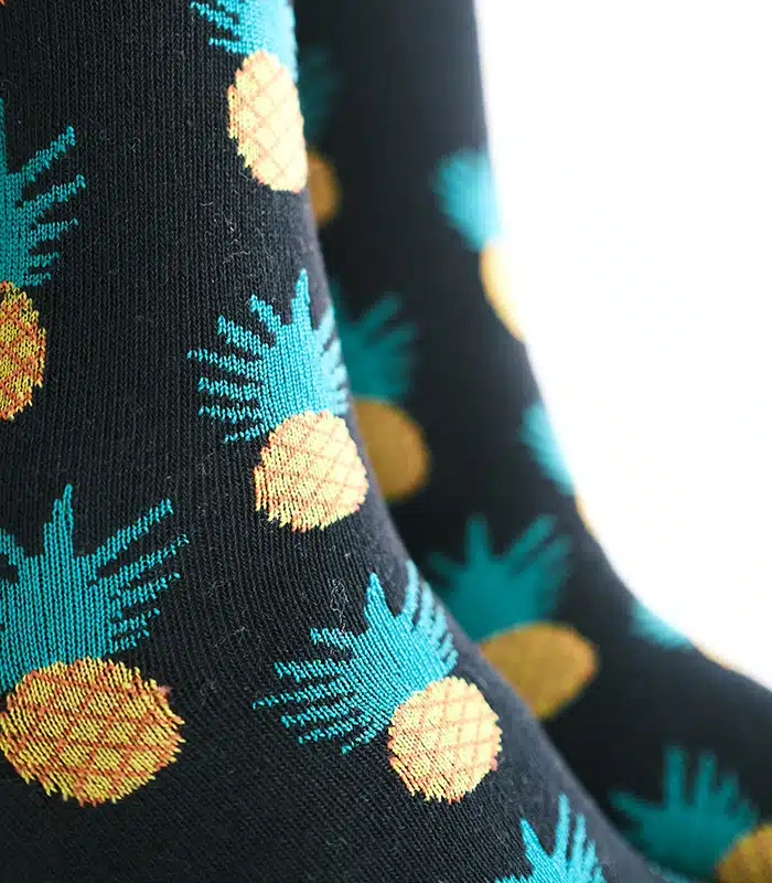 Ananas Desenli Siyah Çorap - Görsel 4