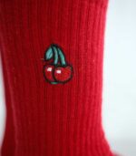 Kiraz Desenli Nakış İşlemeli Kırmızı Çorap 1