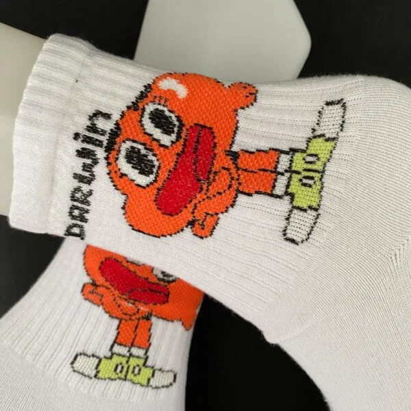 Darwin Watterson desenli tenis çorap4