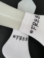 free desenli beyaz tenis çorap