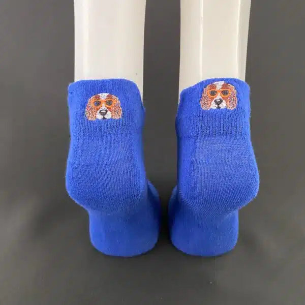 köpek desenli nakış işlemeli mavi çorap2